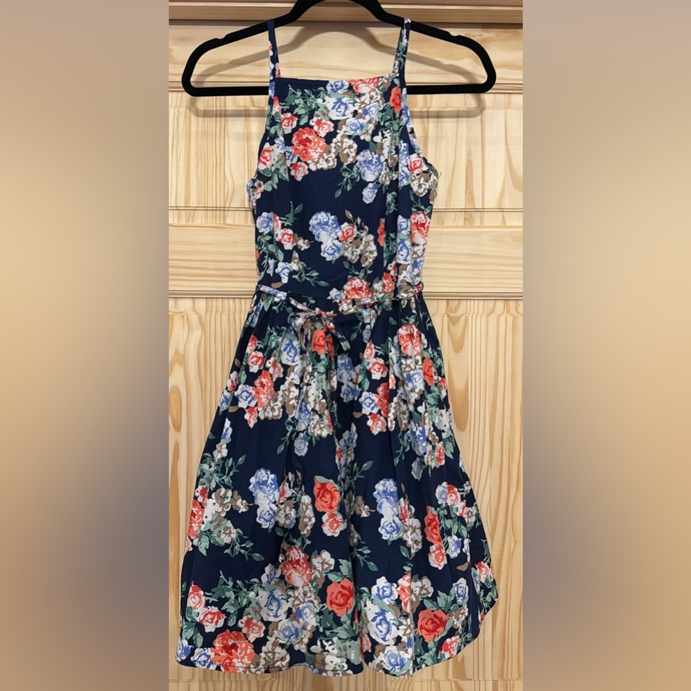 Girls summer dress size small